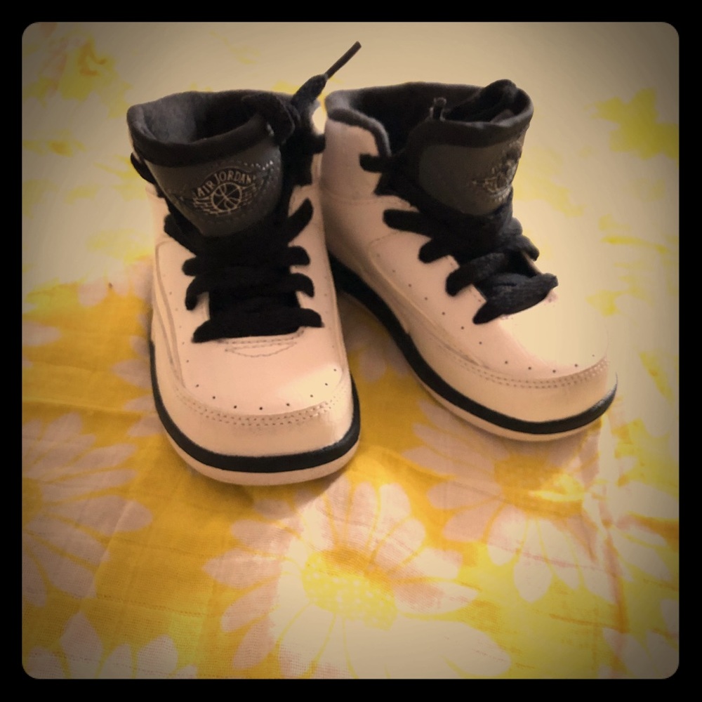 Toddler size 8 shoes